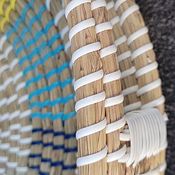 Artistic Accents woven serving tray made in Vietnam NWT - Picture 4 of 6